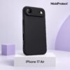 Zwart siliconen iPhone 17 Air hoesje met camera bescherming